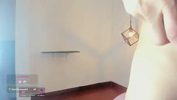 Caroline_daring