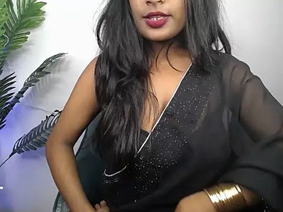 Naughtyy_stripgirl