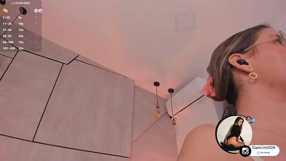 danii_hill_