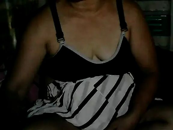 yoursPinayMama1682