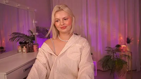 Amelia_Wells