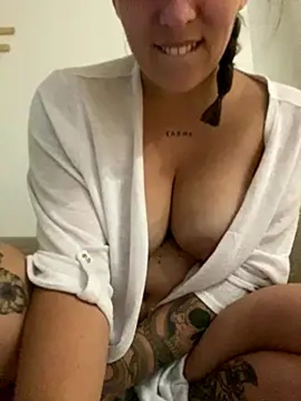 anonyme_hot47