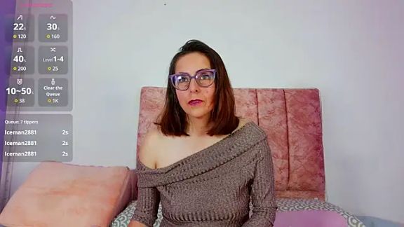 Ava_Raye
