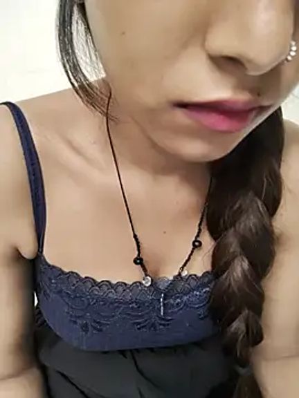 Cute_Jasmin_