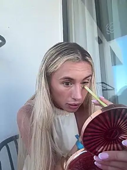 SexySaraxxoo