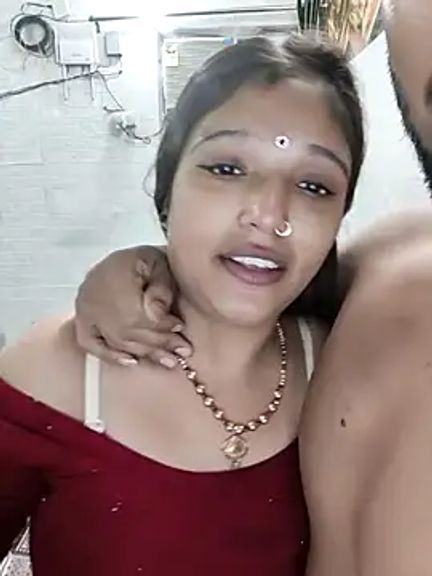 KISSING_QUEEN