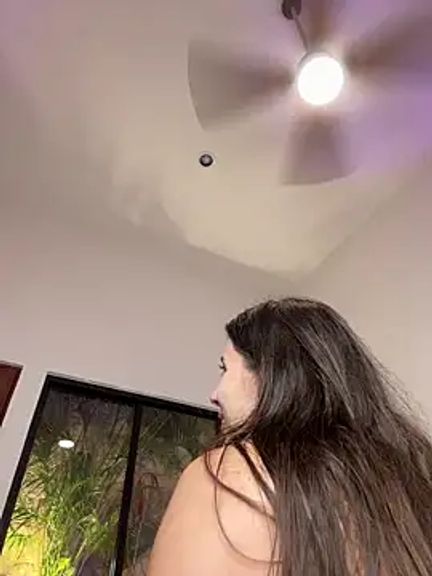 PartyQqHouse