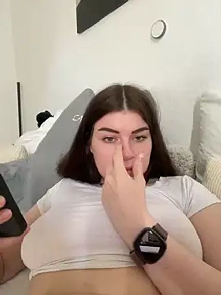 EllyNora