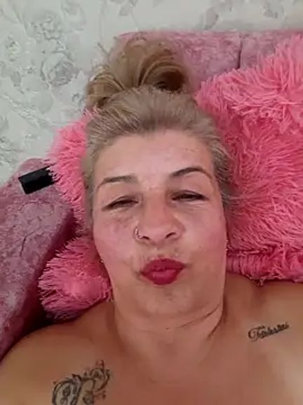 Abby-Blonde