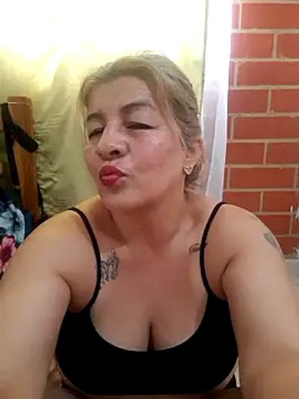Abby-Blonde