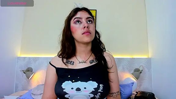 Annie_Evenss