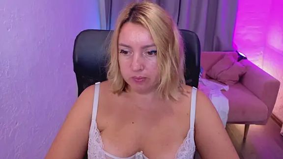 Mia_Bloomie