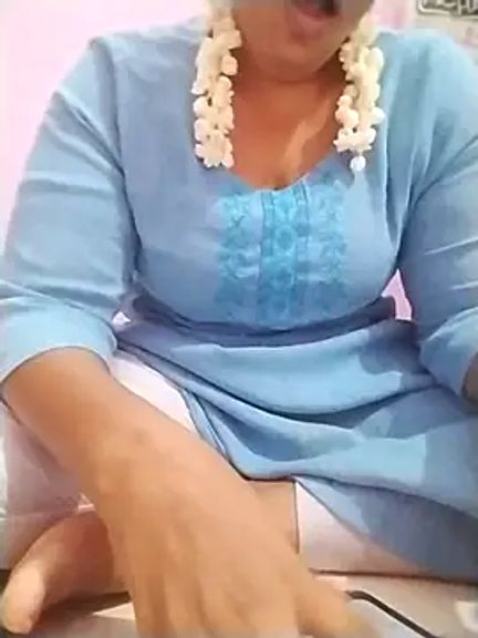 Tamilpriyanka75