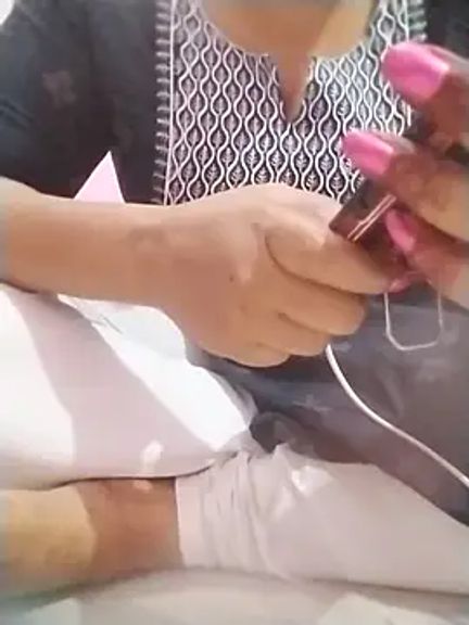 Tamilpriyanka75