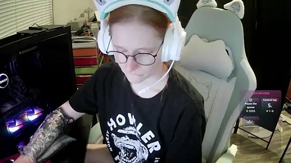 LilyFoxxx