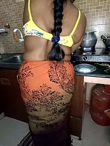 Tamil-hotwife