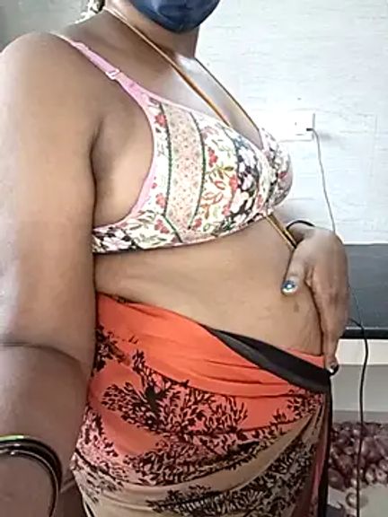 Tamil-hotwife