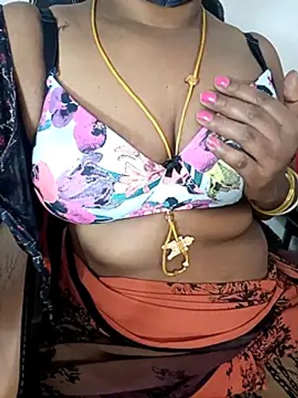 Tamil-hotwife