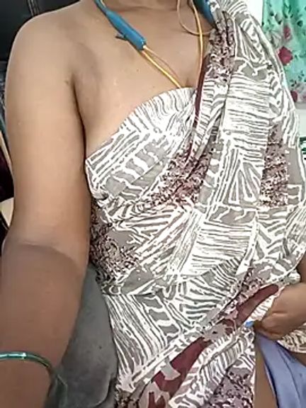 Tamil-hotwife