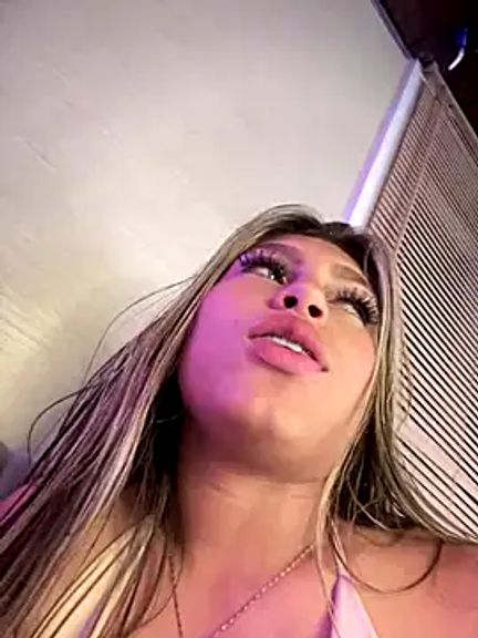 ZoeMillerPink_