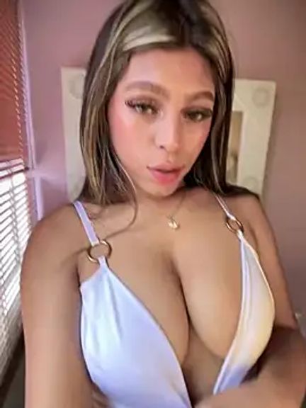 ZoeMillerPink_