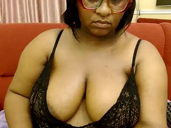 thicknjuicyx