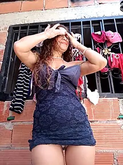 Dirty-Divorced-mother7