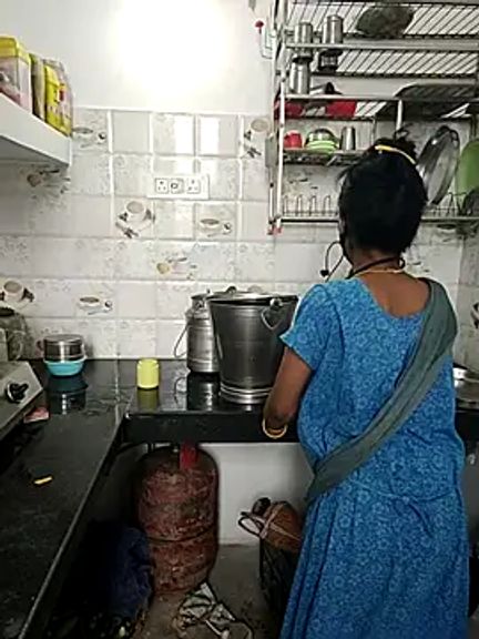 Housewife_99