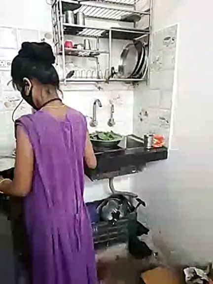 Housewife_99