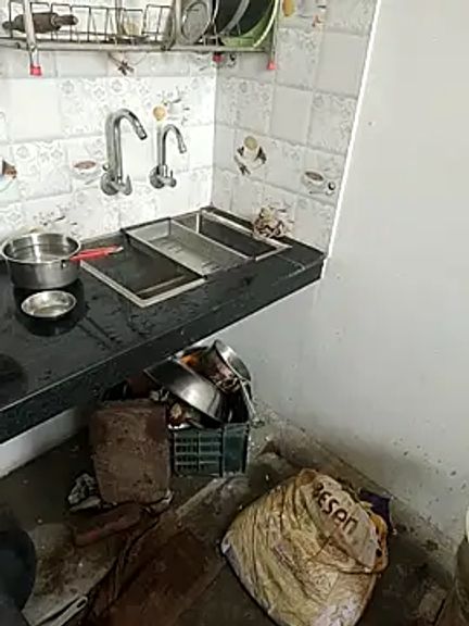 Housewife_99