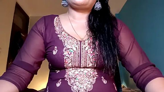 YourDesi_Laila_
