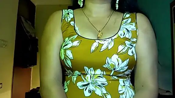 YourDesi_Laila_