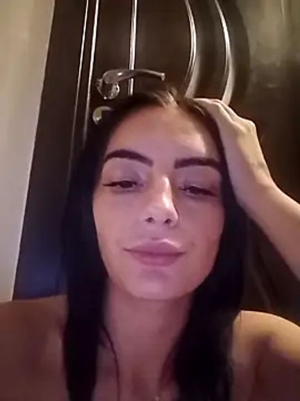 Virgin_Hot_Girl