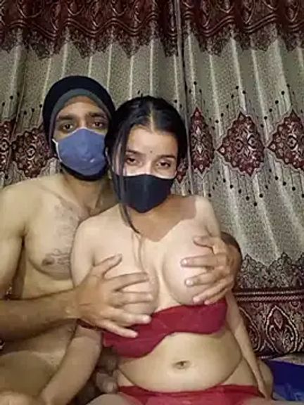 wow_couple_delhi