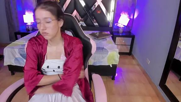 Linda4Petite