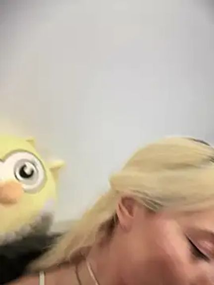 Ella_Charm