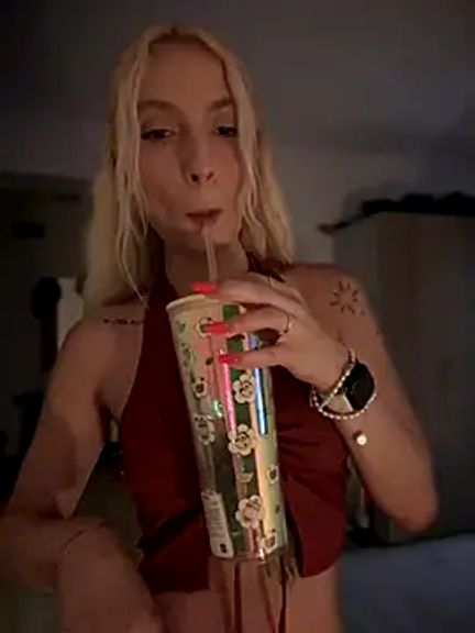 Ella_Charm