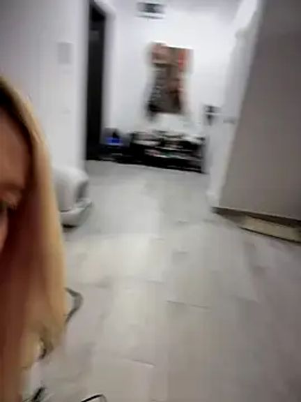 Ella_Charm