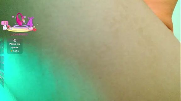 zora_blue777