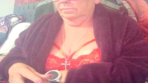 Playful_MILF_Demi