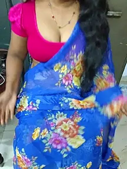 Nikitha_telugu