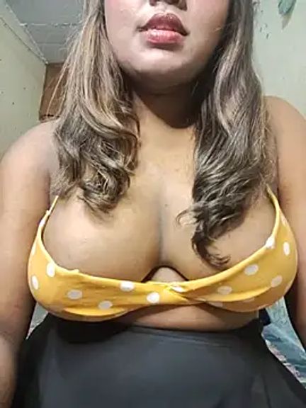 Camming_Muskan