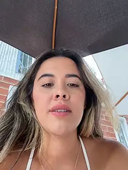 Emilia_Bakerr