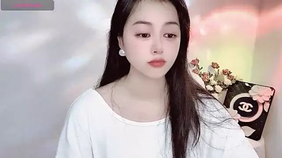 Lydia_170