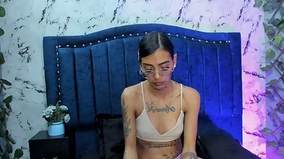 KarlaSlutSkinny__