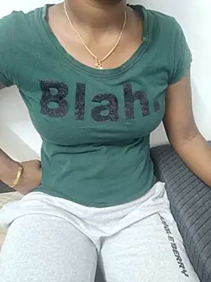 Tamilmallu-duskygirl03