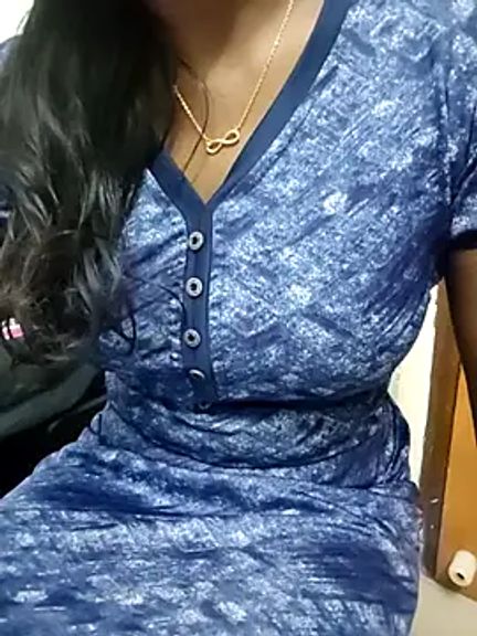 Tamilmallu-duskygirl03