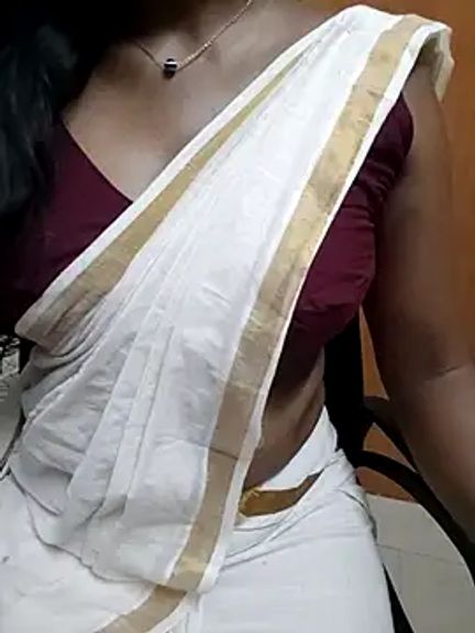 Tamilmallu-duskygirl03