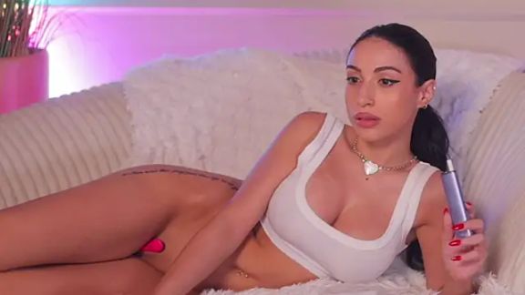 Anais_Bloom