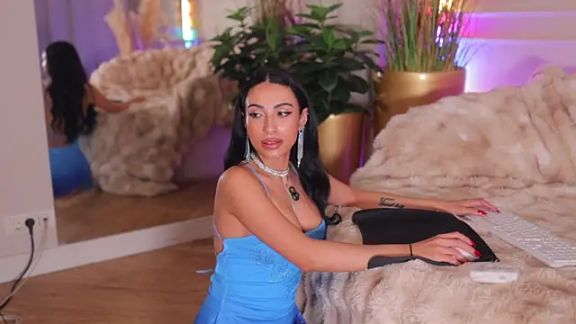 Anais_Bloom